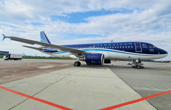 AZAL открывает рейсы из Баку в Минск